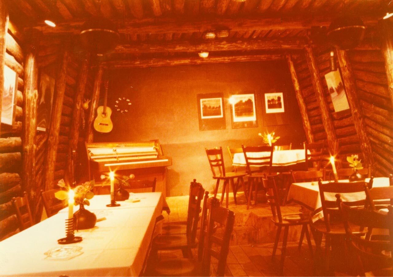 B�hne mit Klavier 1977