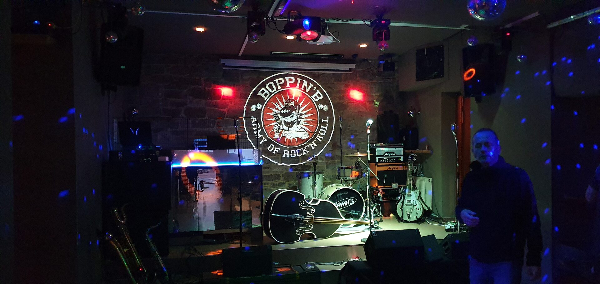 La CAVE Atmosph&auml;re